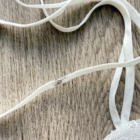 elliatt evelin white lace halter bridal ruffle tiered maxi gown dress medium NEW - Picture 13 of 15